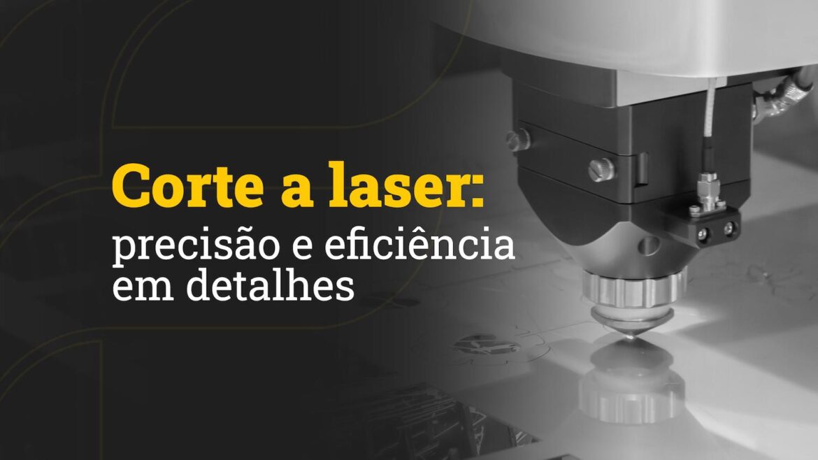 Máquina de corte a laser cortando metal em uma indústria